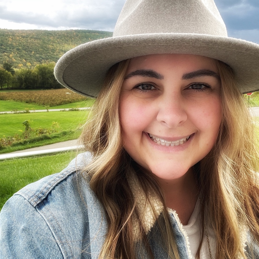 Meet your Posher, Jenny